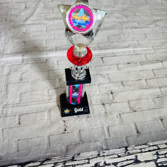Showstopper Dance Competition Gold Trophy – Multicolor Award Black Pink Used - Picture 1 of 8